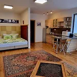 Sofia Premium Free Parking Apartmán