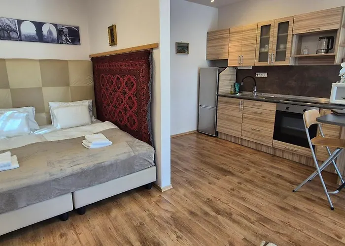 Sofia Premium Free Parking בודפשט